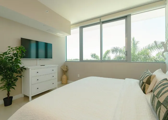 Modern Geometry at Monte Carlo Miami Beach